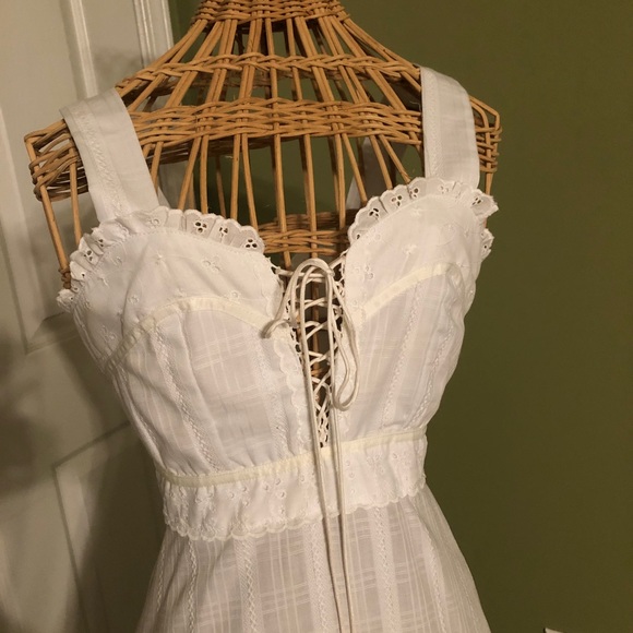 Vintage 70s zum zum gunne sax style white eyelet maxi sundress - Picture 2 of 12